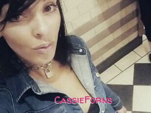 Cassie_Forns